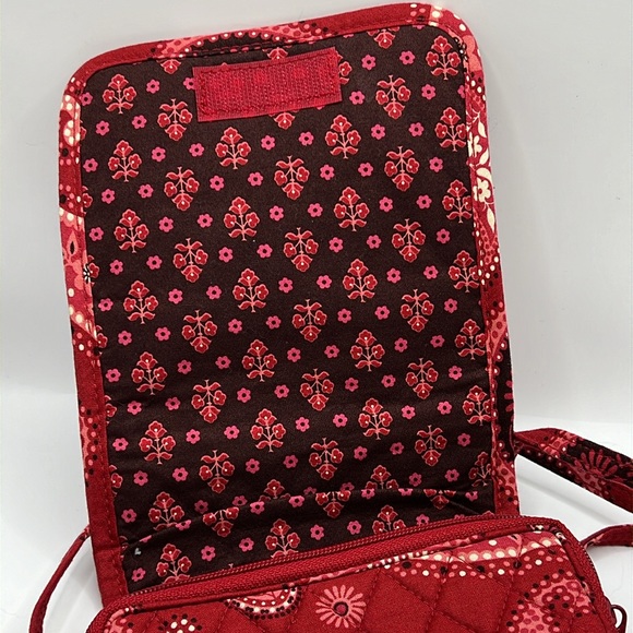 Vera Bradley Mesa Red Mini Crossbody. - Picture 2 of 8